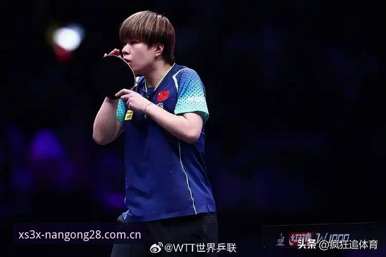 南宫28中国官网 资深球迷陈浩分享:在南宫28娱乐追完法网决赛,发现这次真不一样